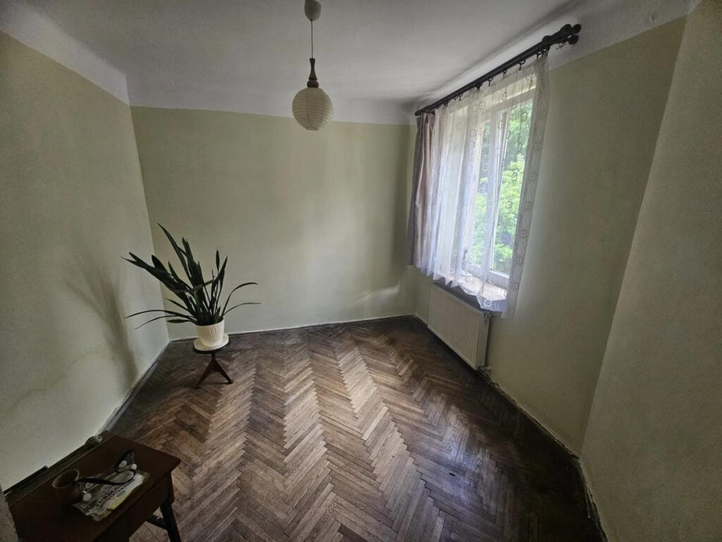 Продаж квартири на вул. Зарицьких