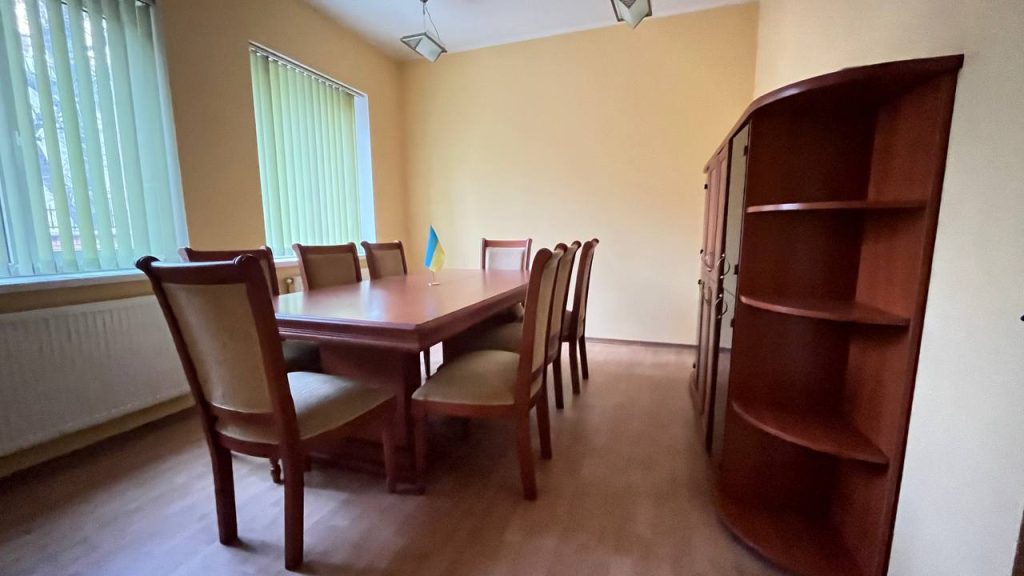 Продаж приміщення на вул. О. Степанівни